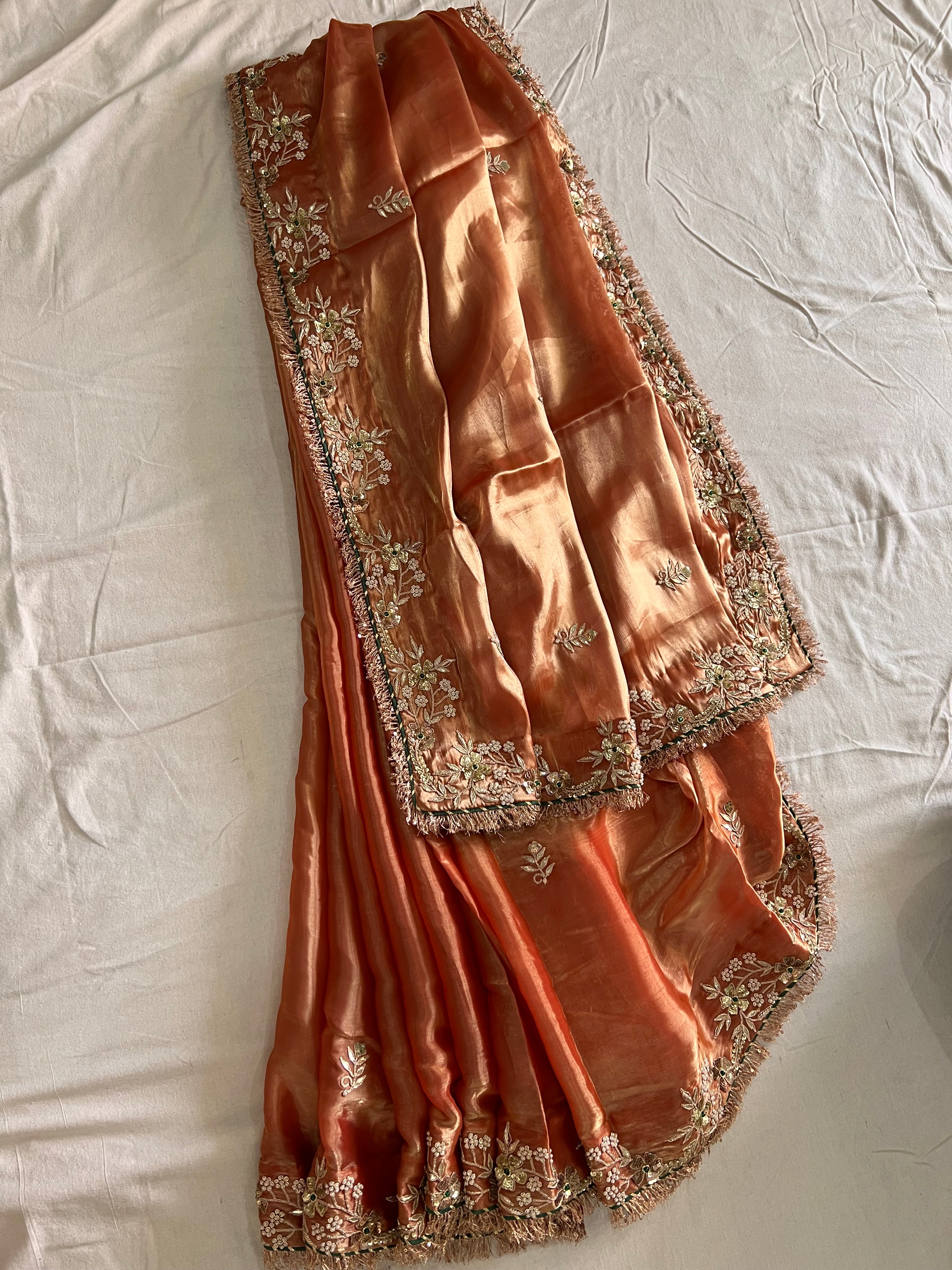 Sunehri saree